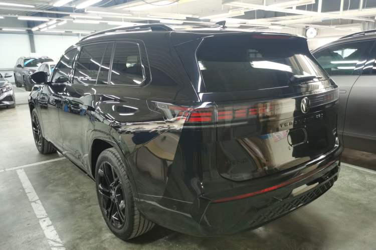 Used Volkswagen Teramont 2025 Tiguan Pro 450TSI Four-Wheel Drive Summit Edition Rear Left 45 Deg