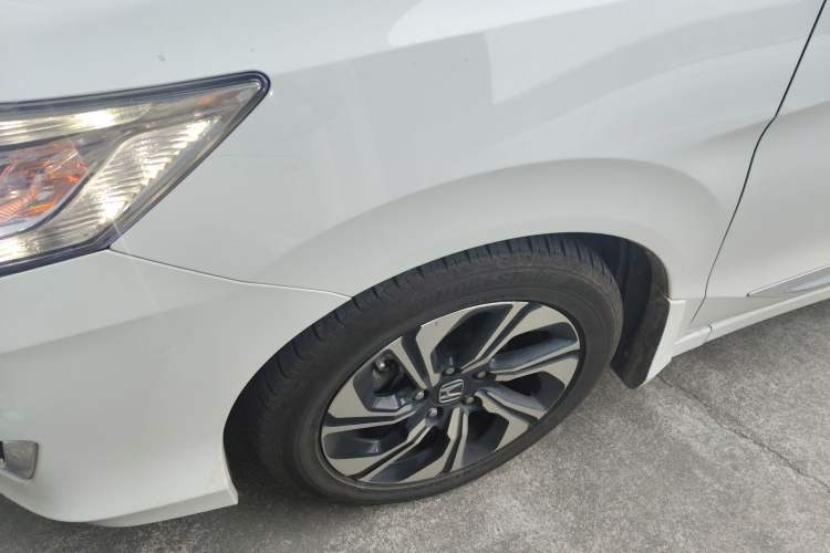 Used Honda Crider 2016 1.8L CVT Luxury Edition
