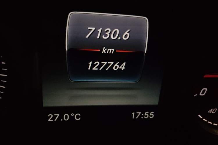 Used Mercedes-Benz GLC 2019 GLC 260 L 4MATIC Dynamic Model
