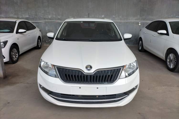 Used Skoda Rapid Spaceback 2018 1.6L Automatic Comfort Edition