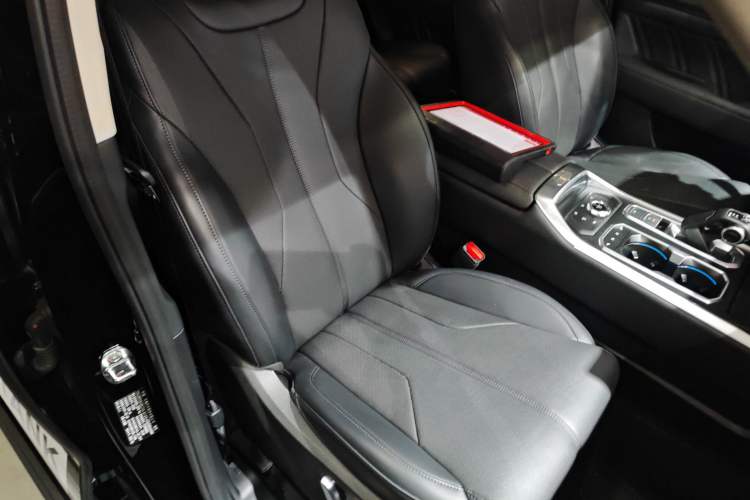 Used Tank 400 New Energy 2024 Hi4-T City Edition Right Front Seat