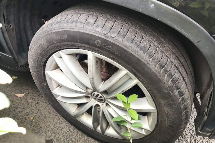 Used Volkswagen Tiguan 
