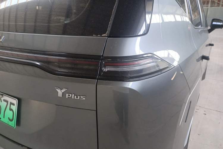 Used AION Y 2023 Younger Star Edition