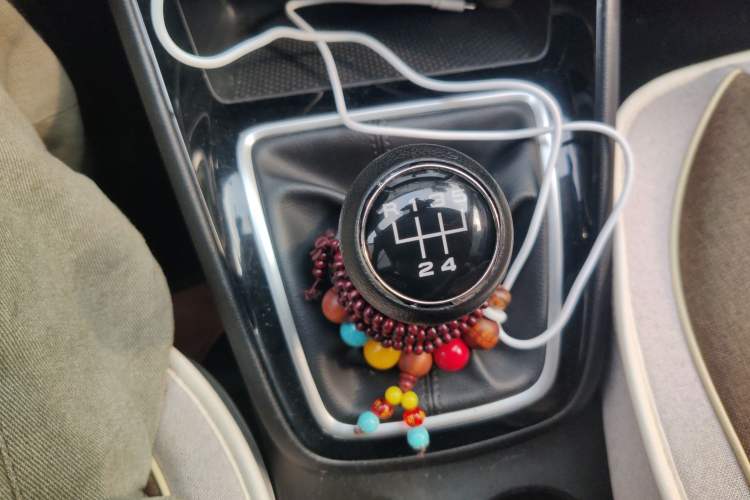 Used Roewe i5 2019 1.5L Manual 4G Connect Luxury Edition