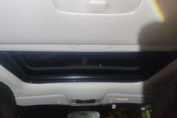 Used Toyota FRONTLANDER 2023 2.0L Smart Electric Hybrid Dual-Engine Leading Edition Headliner