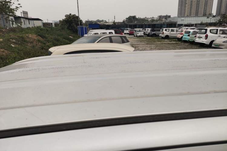 Used Wuling Zhiguang New Energy 2025 Standard Model Roof