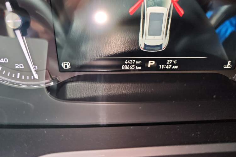 Used Roewe RX5 2016 30T Four-Wheel Drive Automatic Internet Smart Luxury Edition Odometer Close Up