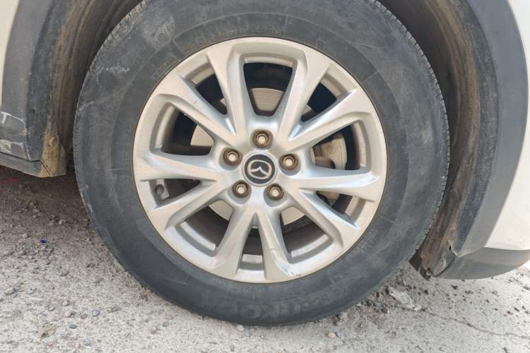 Used Mazda CX-4 2018 2.0L Automatic Two-Wheel Drive Blue Sky Dynamic Version China VI Standard Right Front Wheel Hub