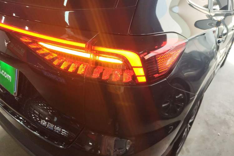 Used Chery Tiggo 8 PRO 2024 Champion Edition 390T Two-Wheel Drive Peak Version 7 Seats