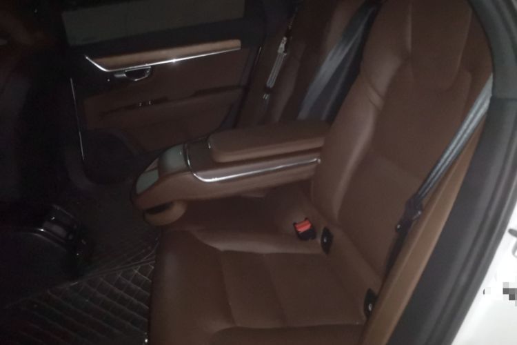 Used Volvo S90 2020 T5 Zhiyi Luxury Edition
