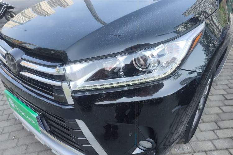 Used Toyota Highlander 2018 2.0T Four-Wheel Drive Prestige Version 7 Seats China VI Standard Left Front Headlight