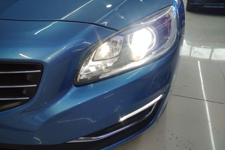 Used Volvo V60 2017 T5 Zhiyi Edition China V Standard