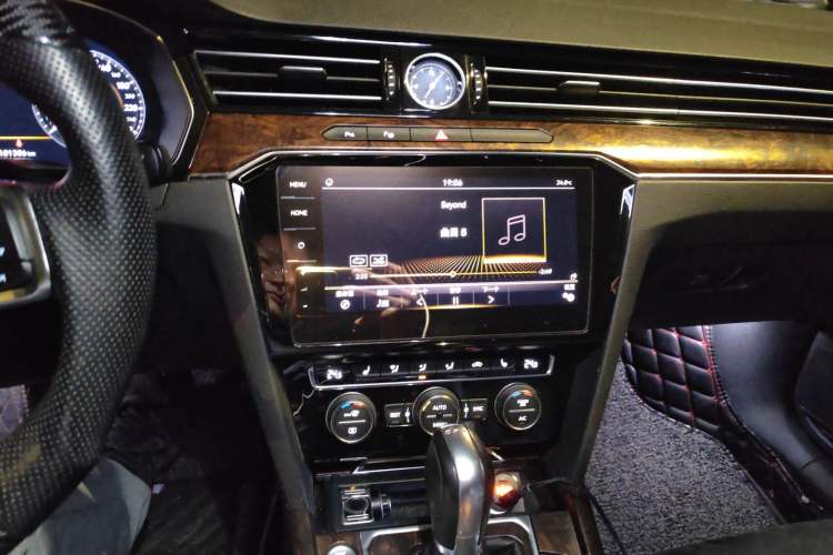 Used Volkswagen Magotan 2018 330TSI DSG Luxury Model