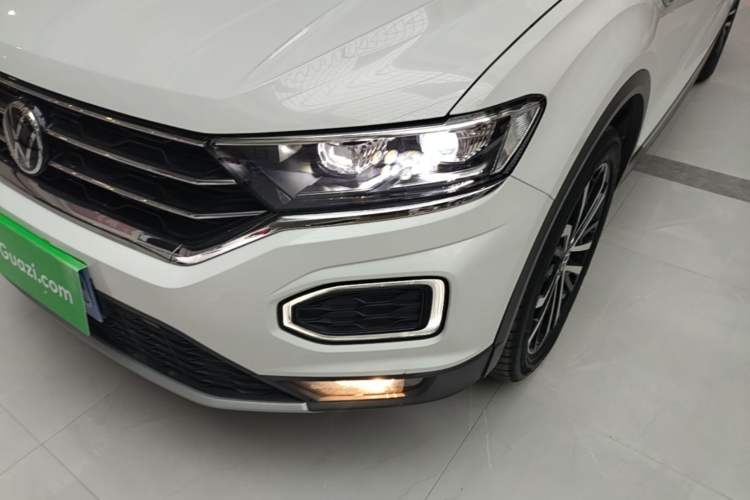 Used Volkswagen T-ROC 2021 280TSI DSG Two-Wheel Drive Comfort Connect Edition