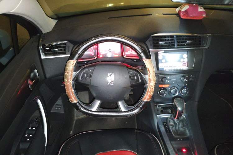 Used DS 6 2016 1.6T Elegant Edition THP160
