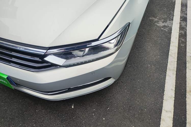 Used Volkswagen Magotan 2017 330TSI DSG Luxury Model Left Front Headlight