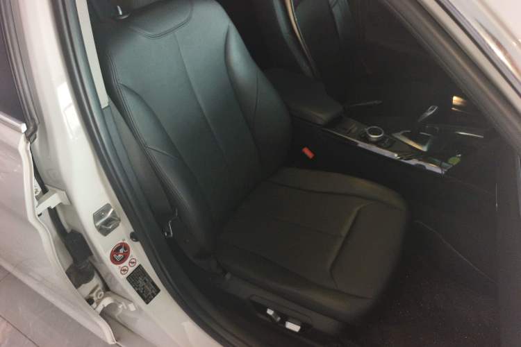 Used BMW 3 Series 2017 320Li Fashion Model