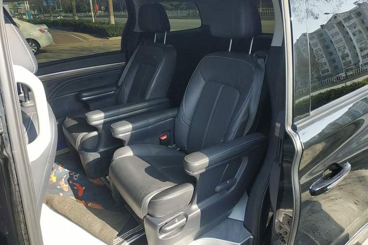 Used GAC Trumpchi M8 2023 Lingxiu Series 390T Deluxe Edition Left Rear Seat