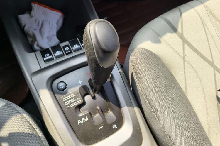 Used Chevrolet Sail 2011 Sedan 1.4L AMT Happiness Edition