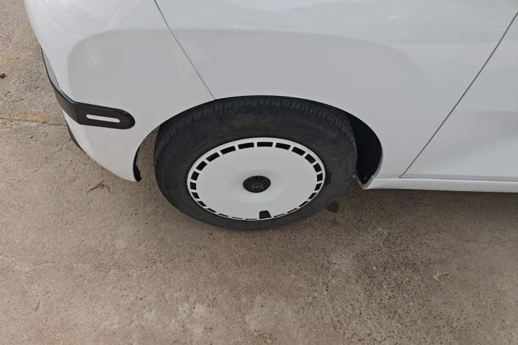 Used Chery QQ Ice Cream 2024 Edition Youth Version 205km Sundae