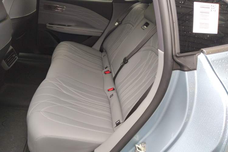 Used Geely Galaxy E8 2025 700 km Long-Range Intelligent Driving Version