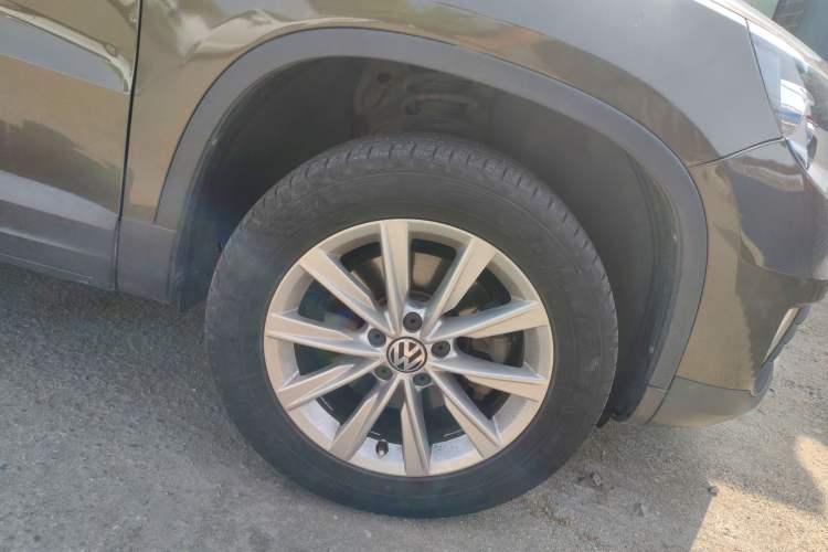 Used Volkswagen Tiguan 2015 1.8TSI Automatic Two-Wheel Drive Comfort Edition
