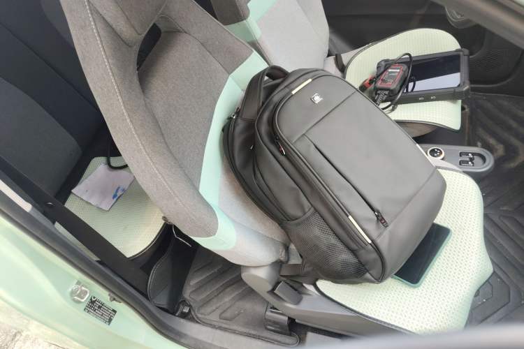 Used Wuling Hongguang MINIEV 2022 Macaron Premium Model – Lithium Iron Phosphate