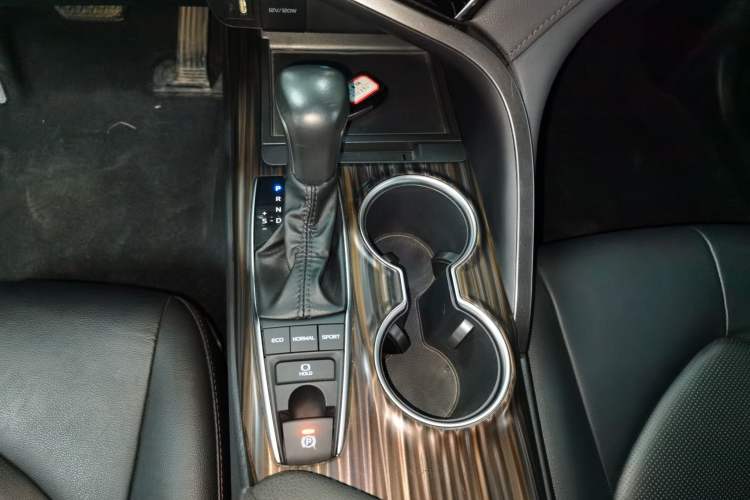 Used Toyota Camry 2019 Revised Version 2.5G Luxury Edition