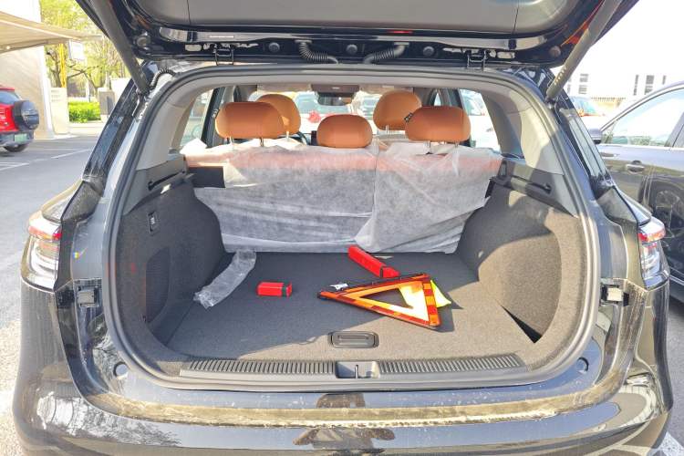 Used Hima H5 2025 Model Range-Extending Max Trunk