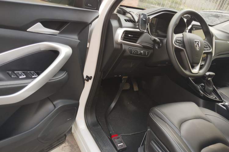 Used Baojun 530 2020 1.5T CVT Luxury Connected Version 5 Seats Driver Seat