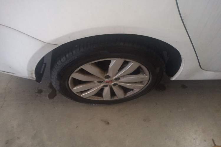 Used Roewe 350 2014 1.5L Automatic Xunda Edition

