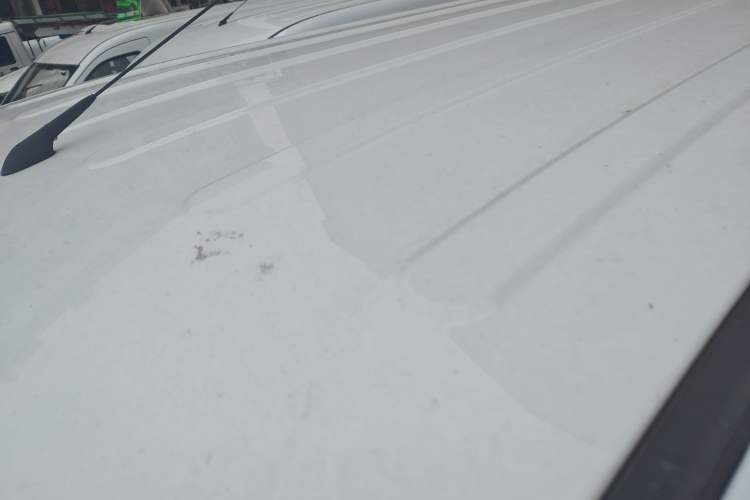 Used Wuling Yangguang 2024 300KM Comfort Version Passenger Van 75kW
