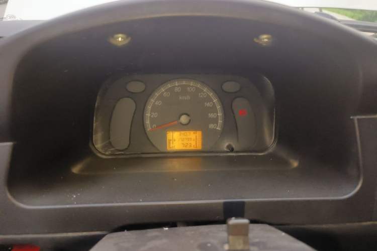 Used Wuling Zhiguang 2015 1.2L S Practical Model LSI Instrument Cluster