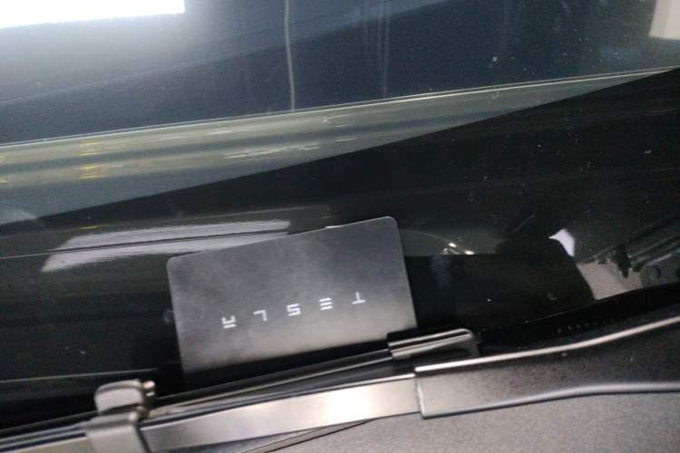 Used Tesla Model Y L 2025 Model Long-Range All-Wheel-Drive Version