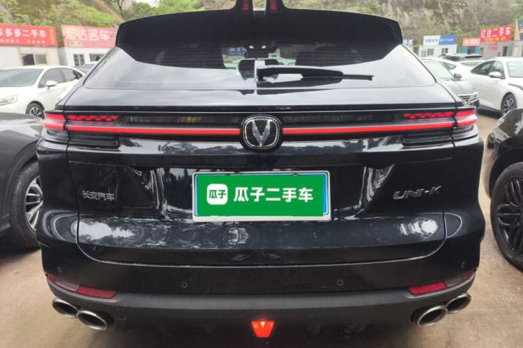 Used CHANGAN UNI-K 2024 2.0T Two-Wheel Drive YueShang Trim
