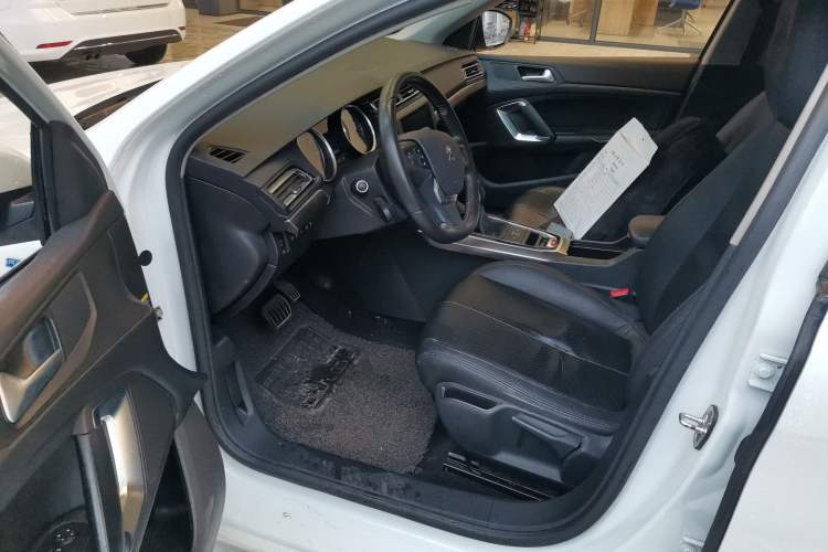 Used Peugeot 408 2018 Revised 350THP Automatic Luxury Edition Driver Seat