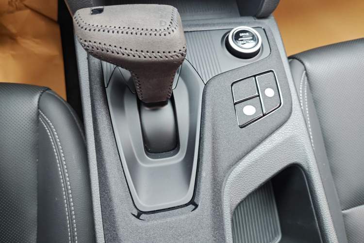 Used Hyundai ix35 2021 2.0L Automatic 2WD GLS Leading Edition Gear Lever