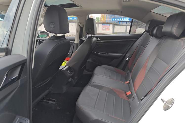 Used Volkswagen Bora 2019 Revised Version 1.5L Automatic Comfort Edition China VI Standard Left Rear Seat