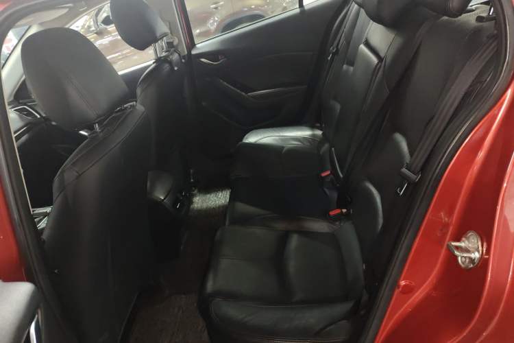 Used Mazda 3 Axela 2017 Sedan 2.0L Automatic Prestige Model China V Standard Left Rear Seat