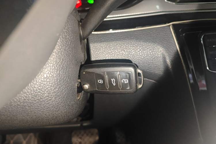 Used Volkswagen Bora 2017 1.6L Automatic Comfort Model
