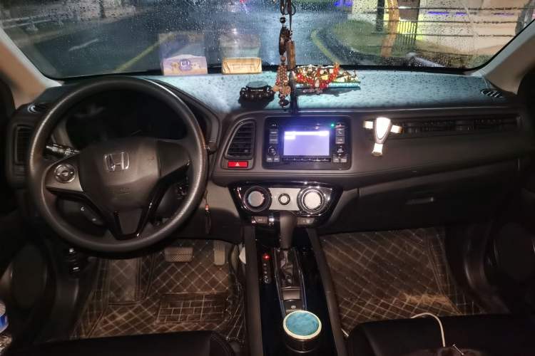 Used Honda Vezel 2015 1.5L CVT two-wheel drive Comfort trim