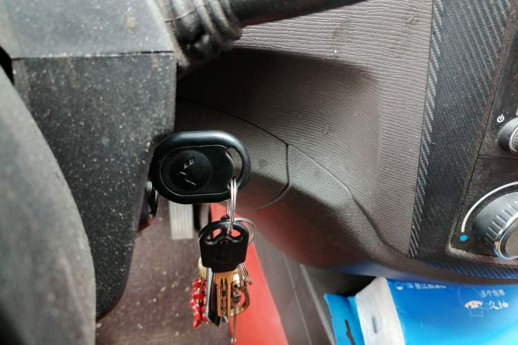 Used Wuling Hongguang 2014 1.2L S Standard Version China IV Standard Vehicle Key