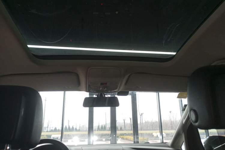 Used Volkswagen Sharan 2014 2.0 TSI Comfort Model