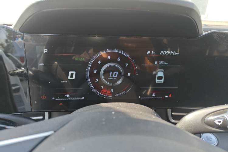 Used Hyundai Elantra 2022 1.5L CVT LUX Prestige Edition
