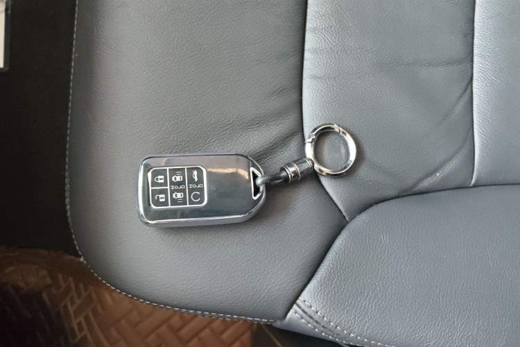 Used Honda Elysion 2022 2.0L eHEV Luxury Edition
