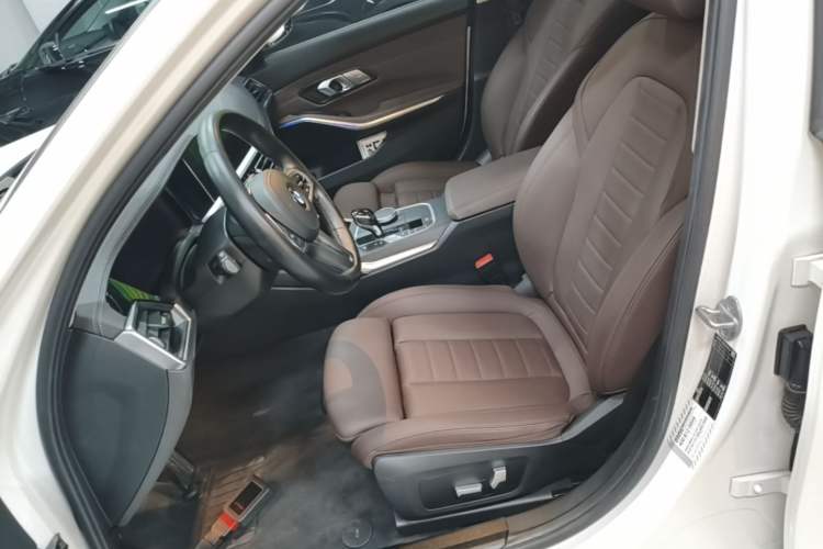 Used BMW 3 Series 2021 Restyled 325i M Sport Package
