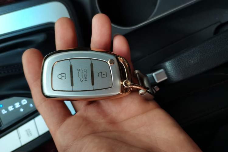 Used Hyundai Elantra (6th Generation / Lingdong) 2016 1.6L Automatic ZhiXuan – Elite Version Vehicle Key