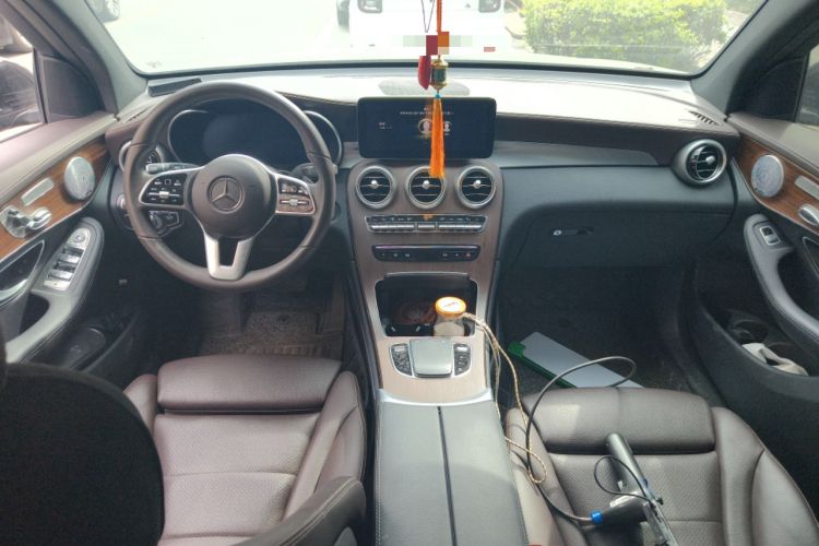 Used Mercedes-Benz GLC 2021 GLC 300 L 4MATIC Dynamic Model Center Console