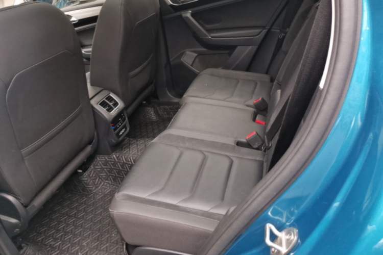 Used Volkswagen Tayron 2020 330TSI Two-Wheel Drive Luxury Smart Connectivity Version Left Rear Seat