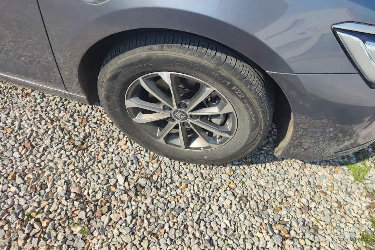 Used BYD Qin PLUS 2024 HONOR Edition DM-i 55KM Leading Model Right Front Wheel Hub